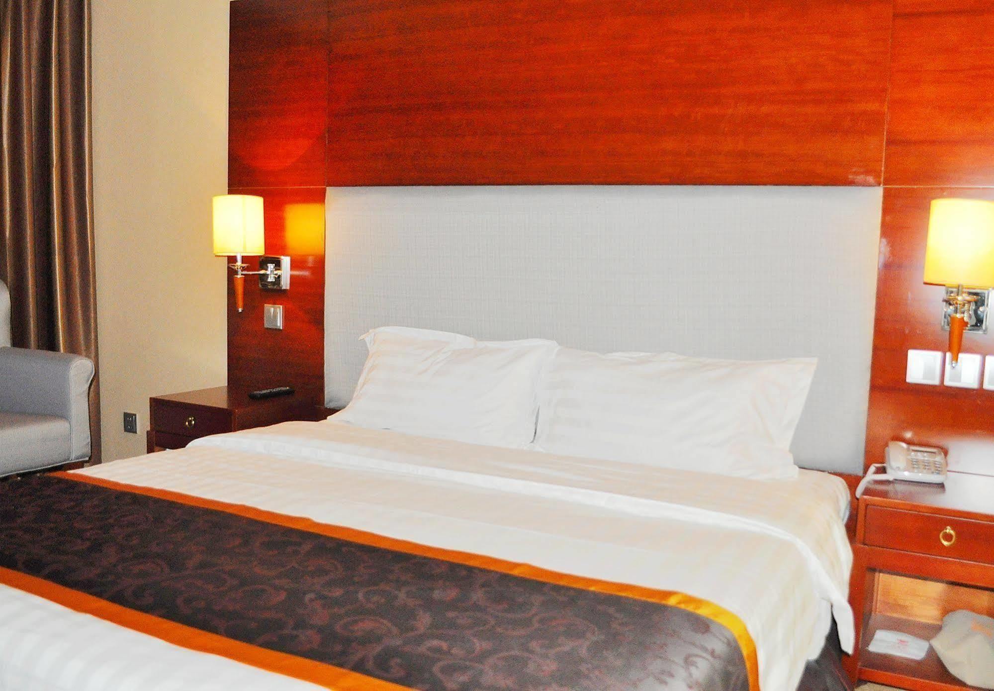 Changchun Ya Tai Hotel Luaran gambar