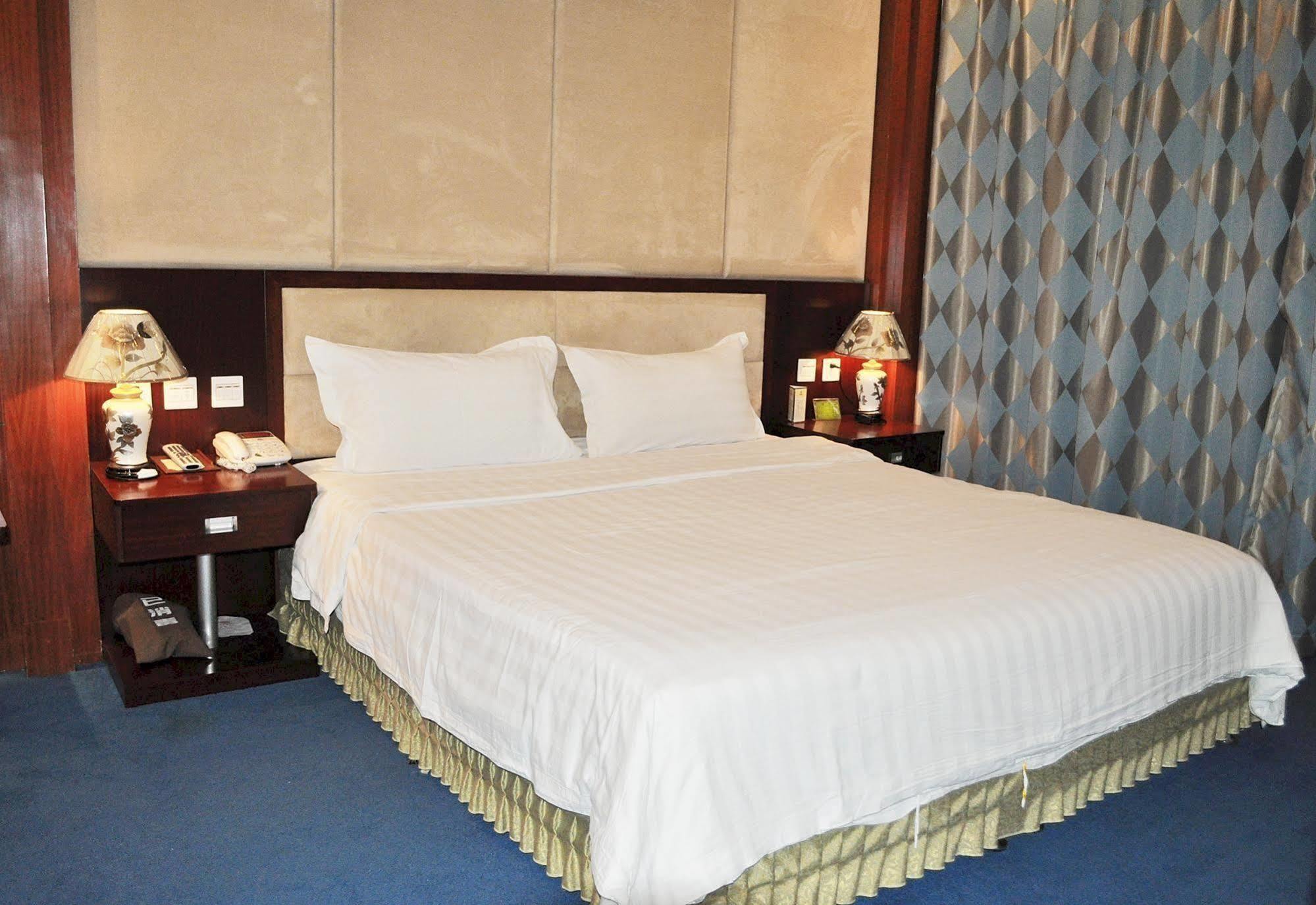 Changchun Ya Tai Hotel Luaran gambar